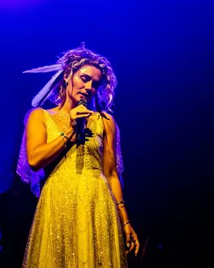 Clare Bowen Richmond
