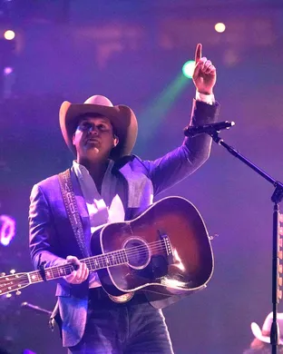 Jon Pardi, Alexandra Kay & Sadie Bass